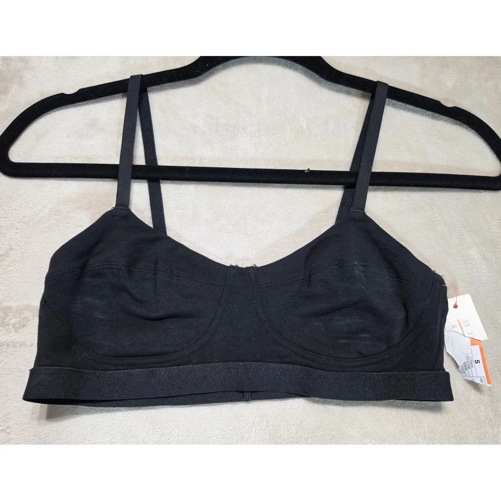 Colsie Women Black Cotton Blend Wireless Mesh Back Bralette Size Small NWT